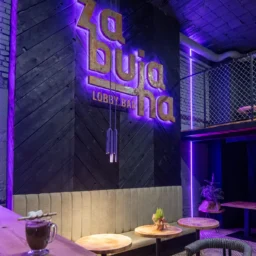 Zabujana Lobby Bar