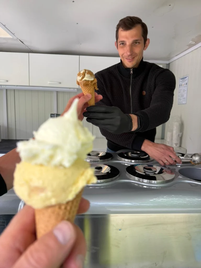 Lody Naturalne Krasne Smaki – food truck — zdjęcie 3